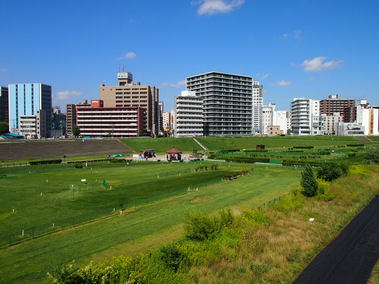 Разжиревший самурай снова в пути. Землетрясение