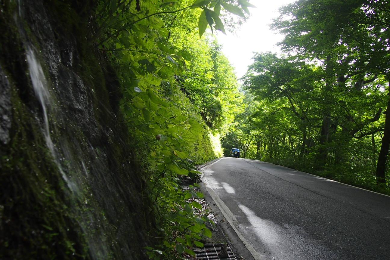 Онсен унисекс, Озеро Товада и морской пехотинец Майк